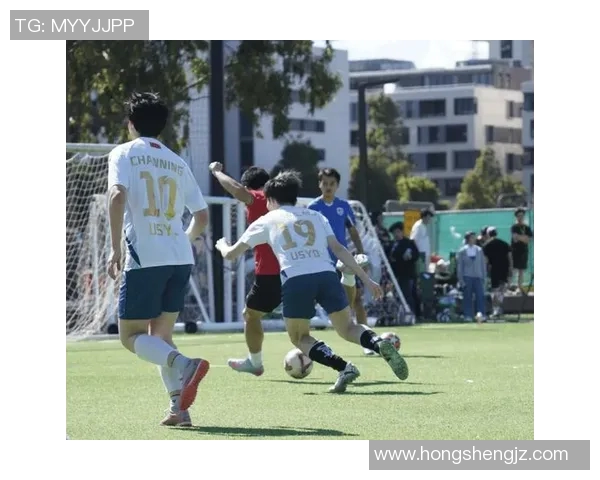 中国足球明星拜访活动回顾与明星球员互动瞬间分享 中国足球明星拜访活动回顾与明星球员互动瞬间分享