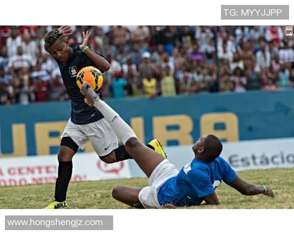 足球明星走进贫民窟传递希望与梦想的力量 足球明星走进贫民窟传递希望与梦想的力量